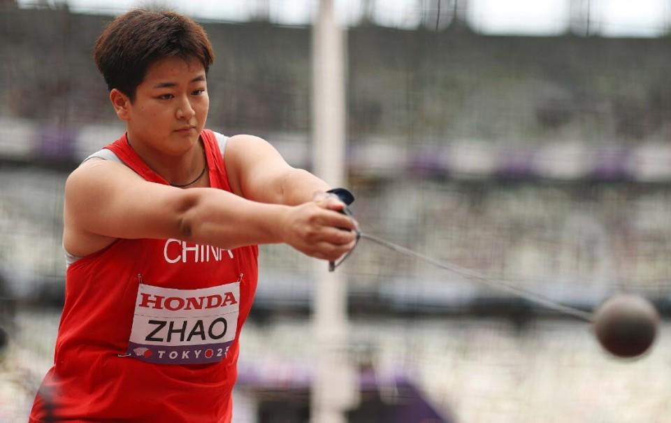 界青年纪录, 两次刷新P 界青年纪录, 两次刷新P